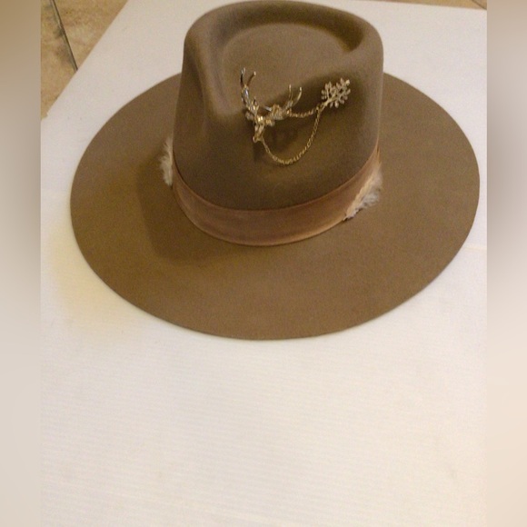 NEW! custom Lack of Color X Ruxpinsrags rancher - Picture 3 of 9